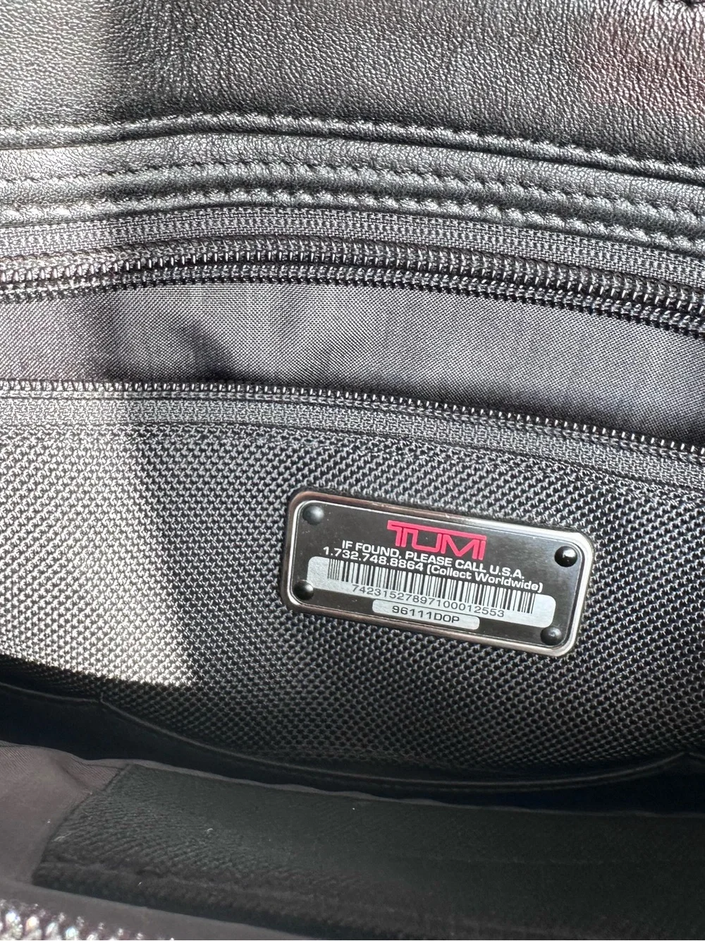 Tumi Alpha Leather Briefcase Travel Bag Black laptop preloved